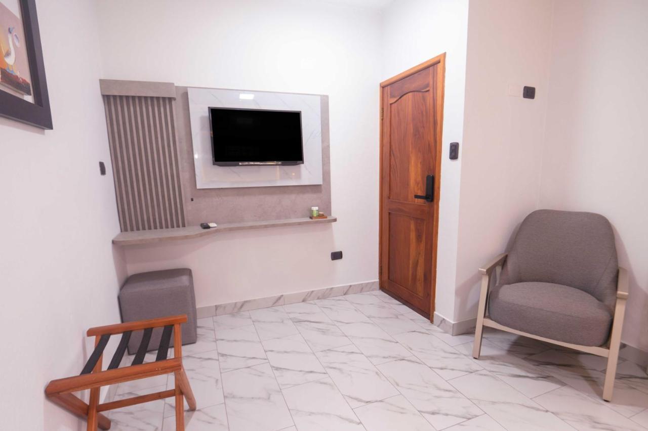 Hotel Santa Fe Puerto Ayora  Extérieur photo