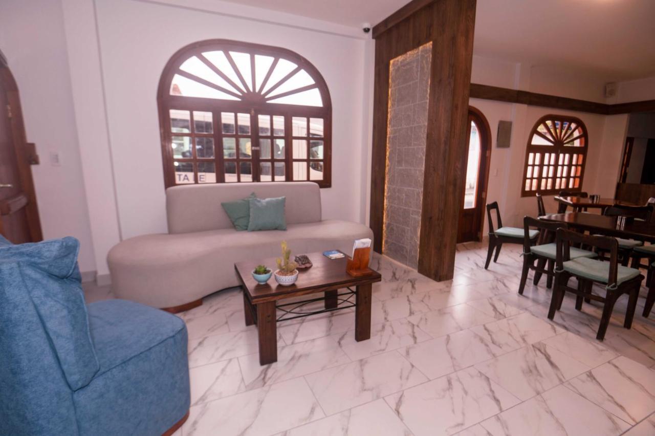 Hotel Santa Fe Puerto Ayora  Extérieur photo